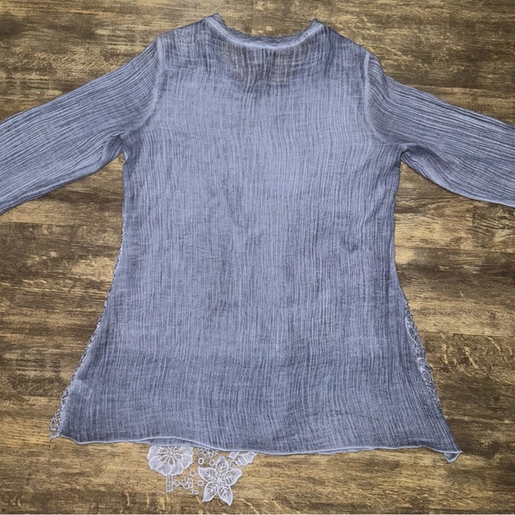 Blue Tunic Top With Lace Embellishment’s - Picture 4 of 6